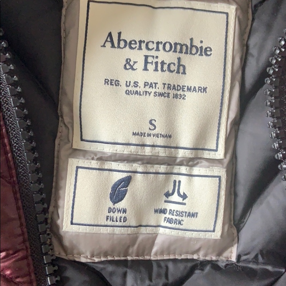 Vest - Picture 4 of 6